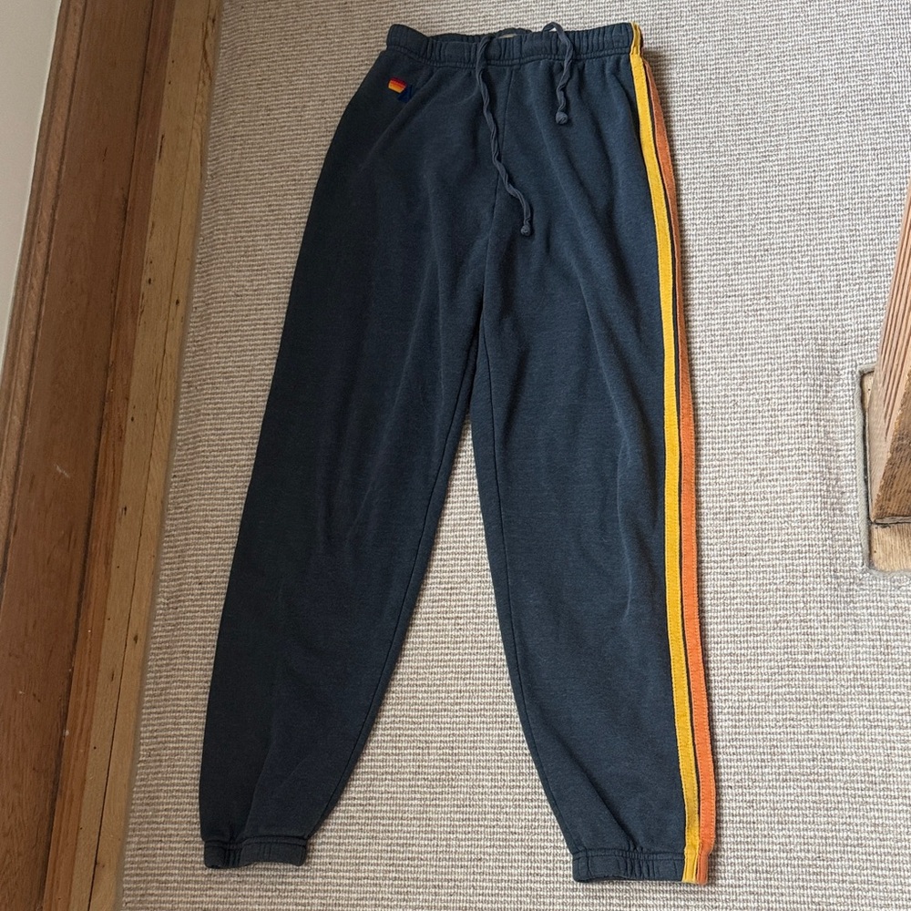 Aviator nation charcoal five stripe sweatpants youth M